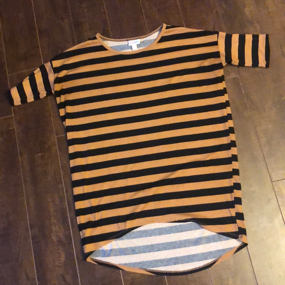 LulaRoe Irma top
